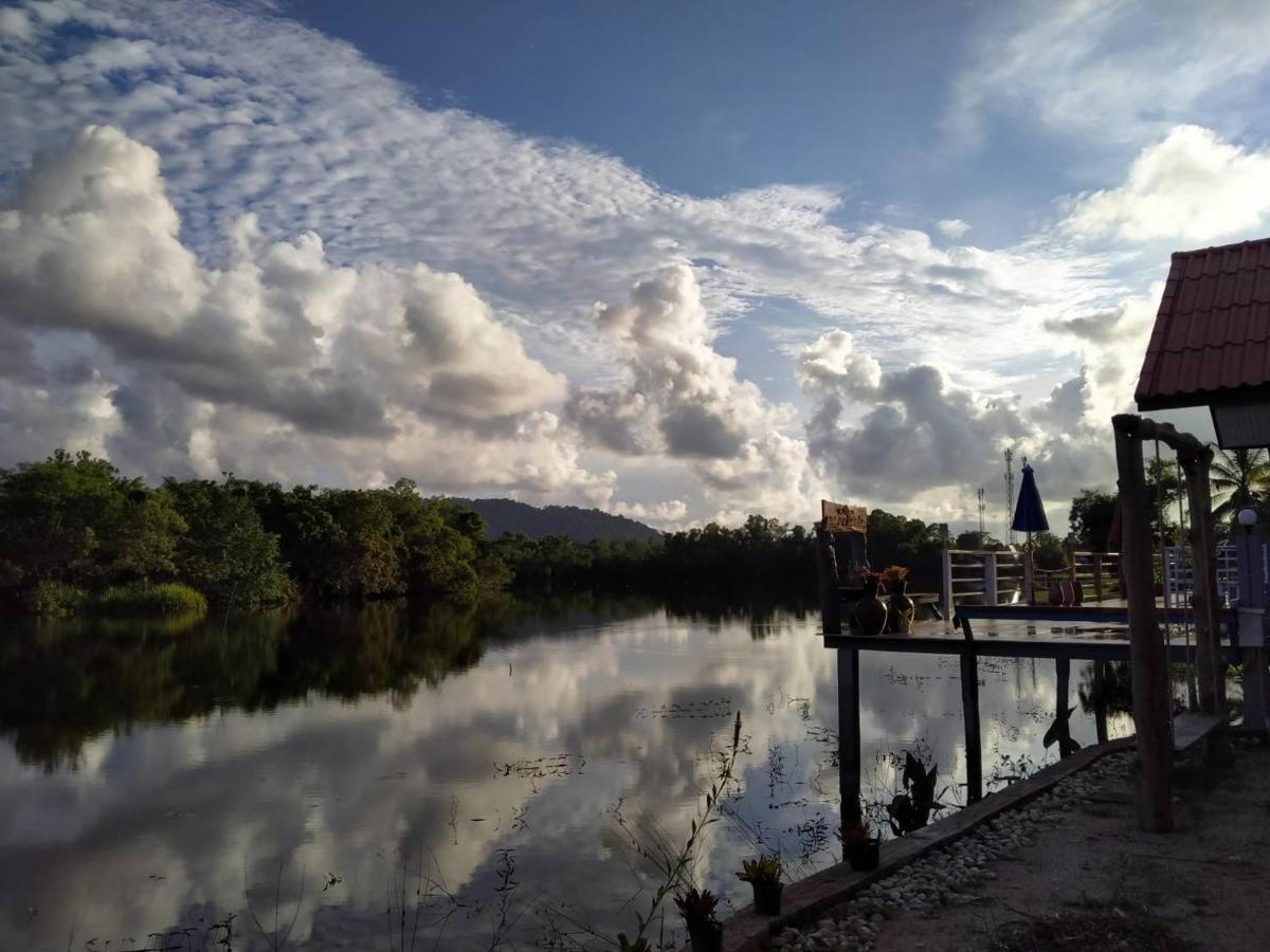 Khum Thong Resort Takuapa Εξωτερικό φωτογραφία